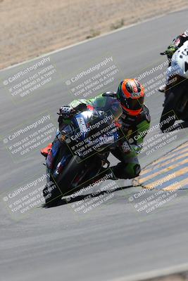 media/Apr-09-2023-SoCal Trackdays (Sun) [[333f347954]]/Turn 10 (115pm)/